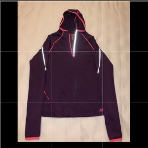 Women’s Skechers Hoodie Size Small